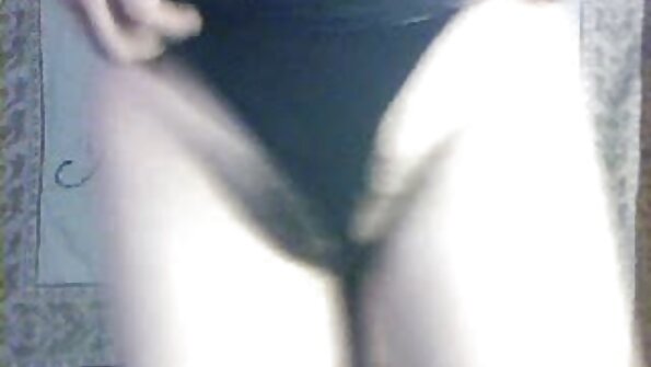 გოგონა, რომელსაც უყვარს მამლის წოვა აჯავრებს მის გატაცებას